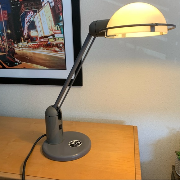 Desk Task Lamp For Drawing ,Architect, Offices, Classrooms, & Hospital - Picture 1 of 13